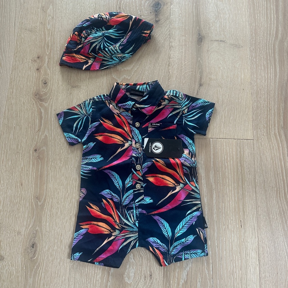 NEW W/ TAGS Volcom Baby Romper & Hat